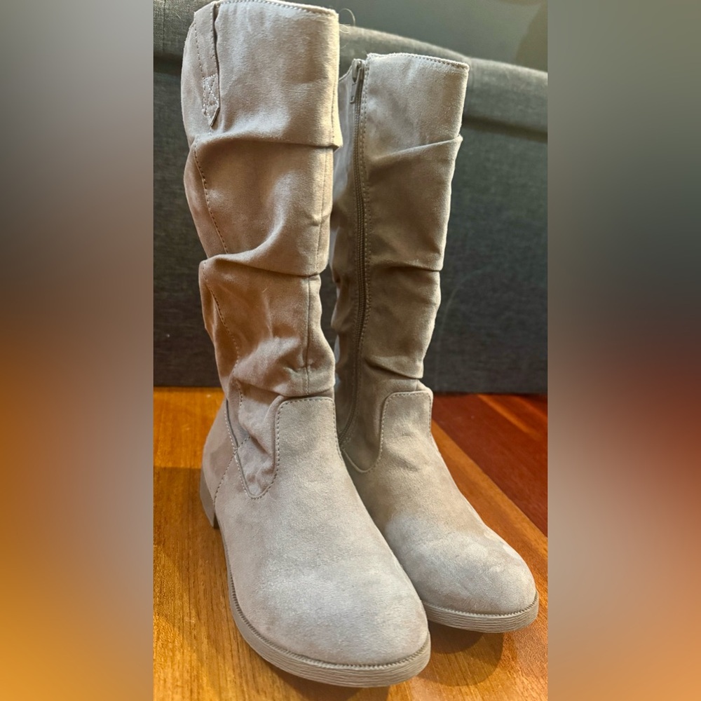 Crown Vintage kids Tessa Boot in Taupe - Picture 6 of 9